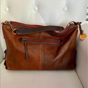 Dooney & Bourke handbag 🤎